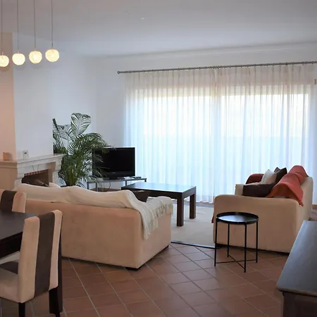 Seaside Retreat, Del Rey C8 * 프라이아델레이