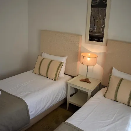 Seaside Retreat, Del Rey C8 프라이아델레이