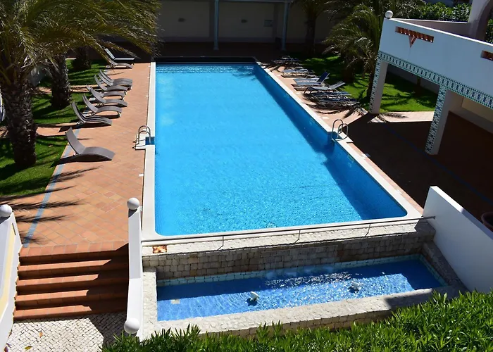 T2 Pool, Golf, Del Rey, Obidos C8 *